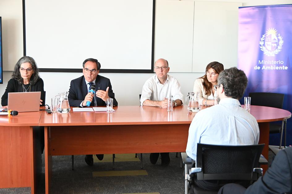 Presentación del Decreto RAEE
