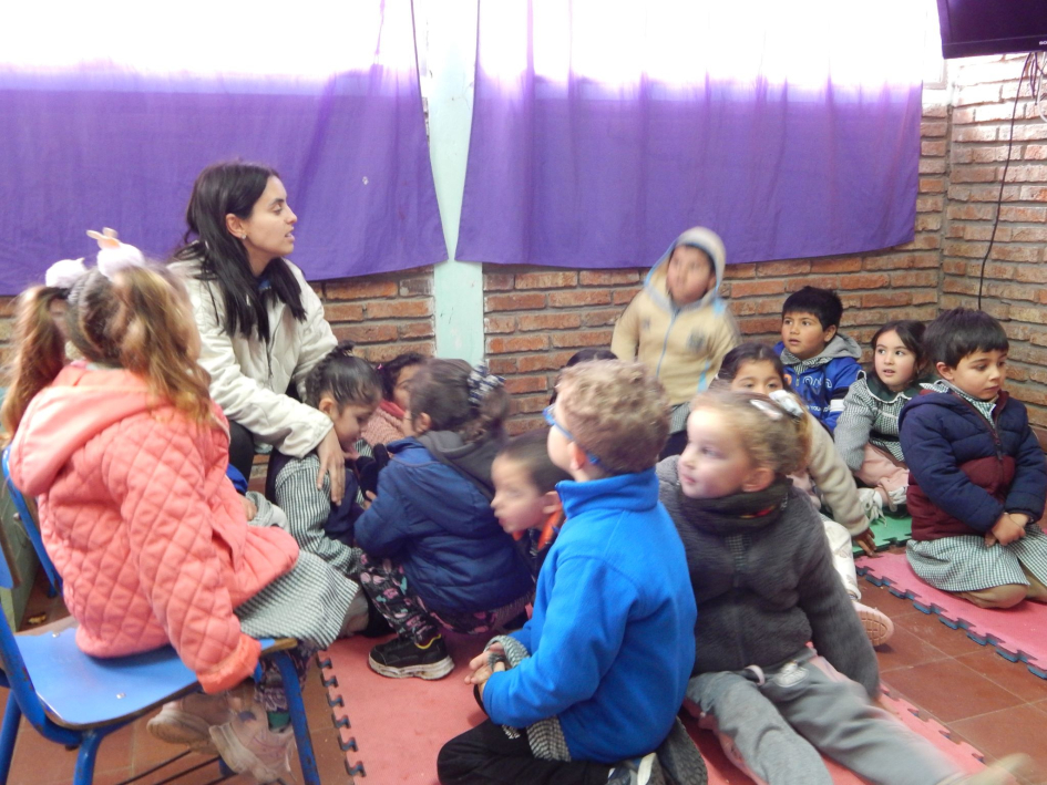 Visitita del MA a la Escuela Rural Nº 35 Tropa Vieja