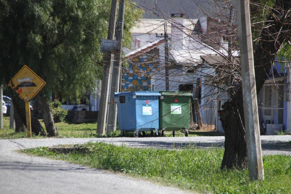 Proyecto Ecolavalleja (Fuente: Intendencia de Lavalleja) Contenedores de residuos diferenciados