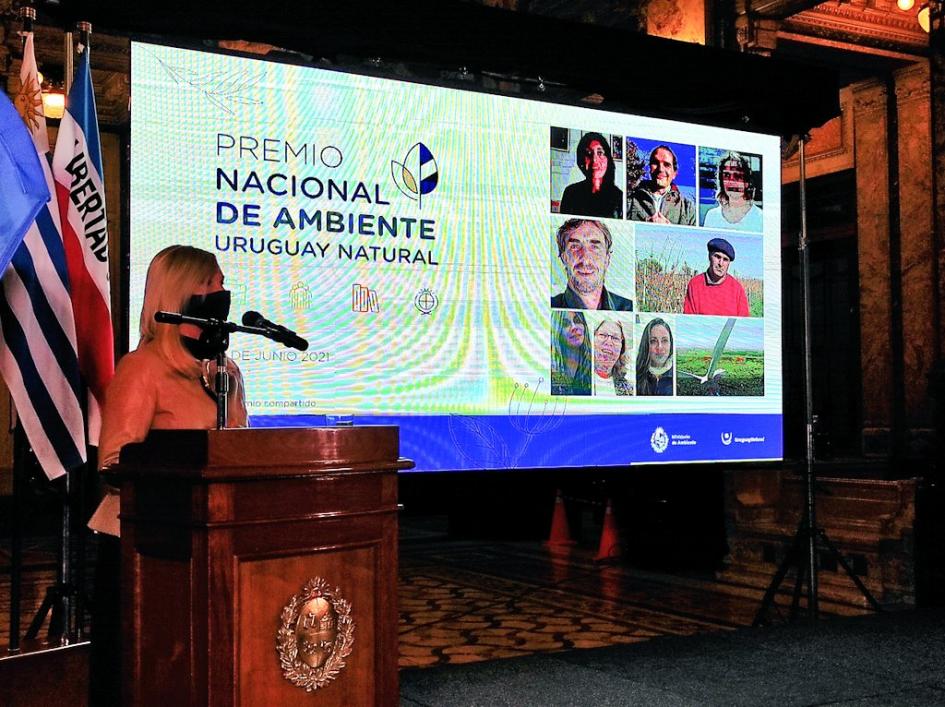 Entrega de Premio Nacional de Ambiente