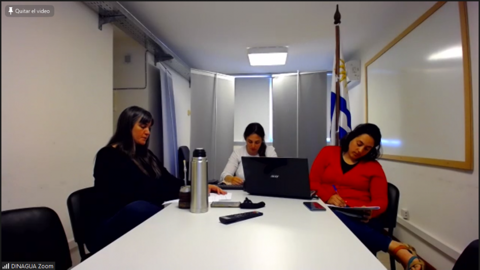 Lic. Geología Valentina Ribero, Diana Azurica y Lucía Facio de la Dirección Nacional de Aguas del Ministerio de Ambiente