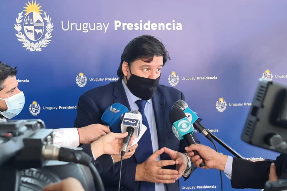 Ministro de Ambiente Uruguay, Adrián Peña