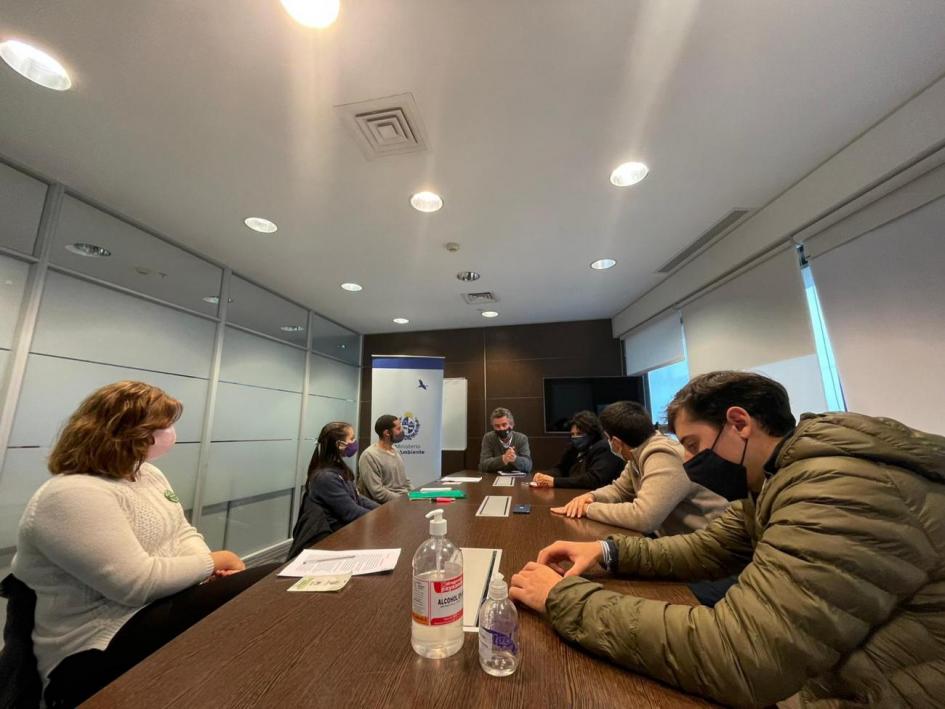 Grupo de trabajo del MA, INJU y organizaciones juveniles Reunión por tema: ambiente y juventud
