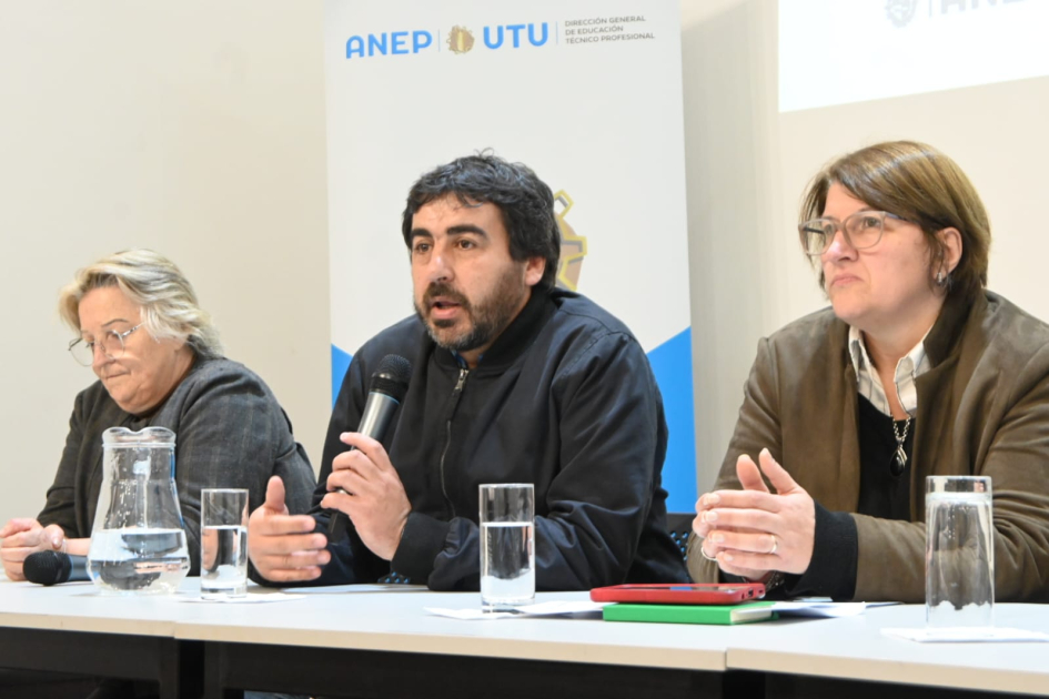 Lanzamiento UTU