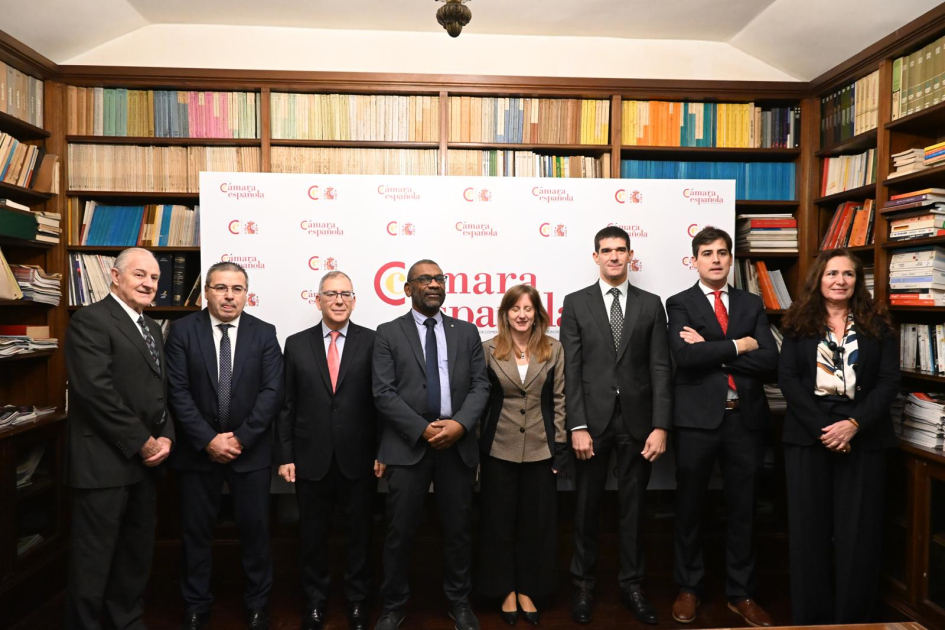 Desarrollo sostenible: compromiso ambiental y oportunidad estratégica para Uruguay Desarrollo sostenible: compromiso ambiental y oportunidad estratégica para Uruguay