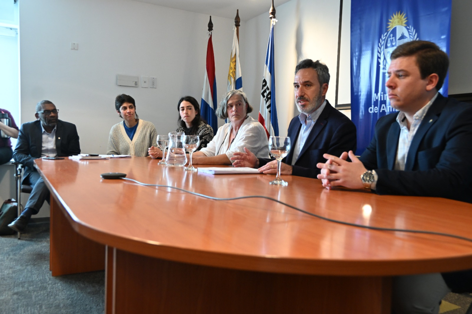Punta Ballena: Ministerio de Ambiente recibió propuesta para su incorporación como área protegida Punta Ballena: Ministerio de Ambiente recibió propuesta para su incorporación como área protegida