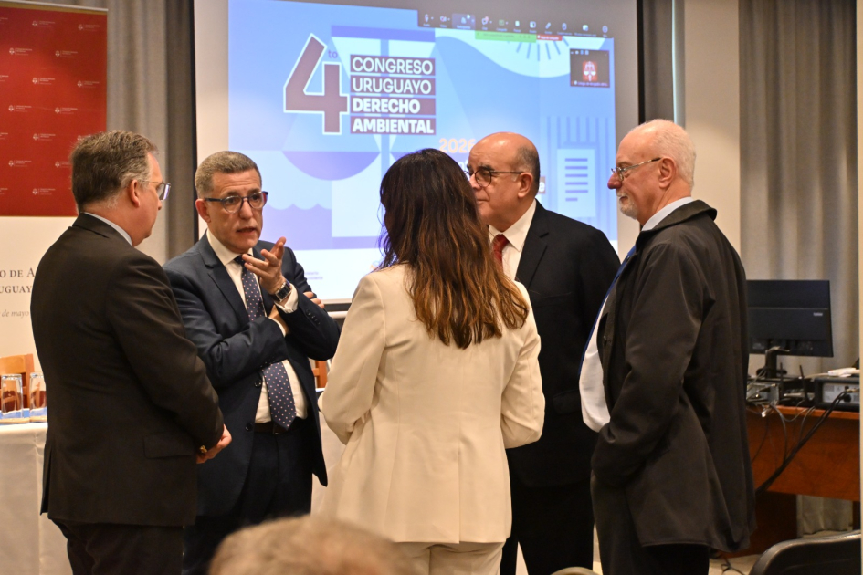 4º Congreso Uruguayo de Derecho Ambiental reúne a especialistas nacionales e internacionales 4º Congreso Uruguayo de Derecho Ambiental reúne a especialistas nacionales e internacionales