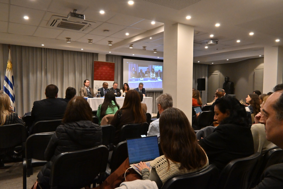 4º Congreso Uruguayo de Derecho Ambiental reúne a especialistas nacionales e internacionales 4º Congreso Uruguayo de Derecho Ambiental reúne a especialistas nacionales e internacionales