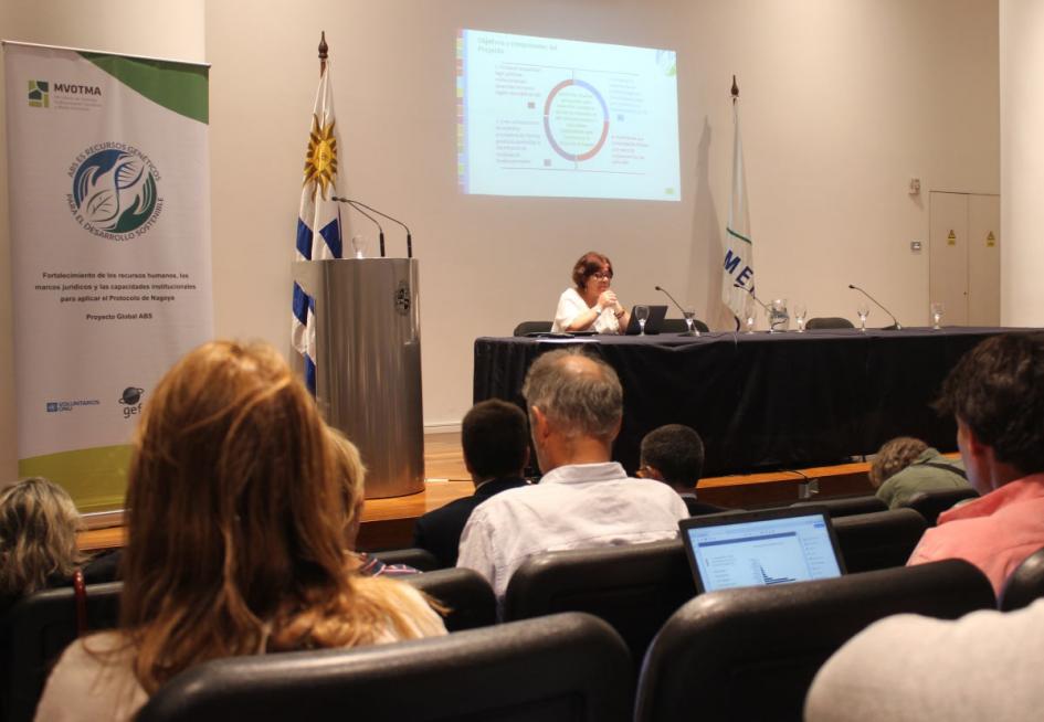 Se refuerza el marco normativo para la garantía de acceso a los recursos genéticos y sus usos Se refuerza el marco normativo para la garantía de acceso a los recursos genéticos y sus usos