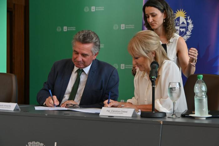 Firma Convenio MA - IM para la mejora gestión de residuos domiciliarios Firma Convenio MA - IM para la mejora gestión de residuos domiciliarios