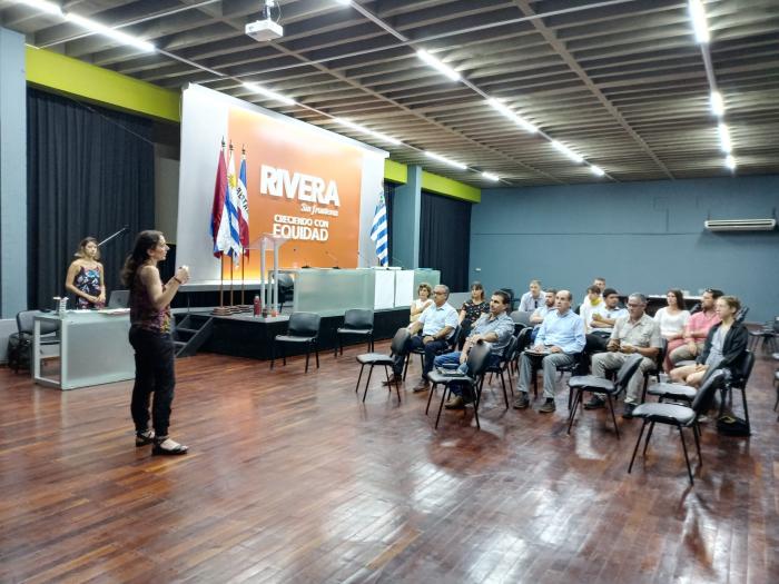 Taller en zona de la cuenca alta y media del Río Negro (dpto. Rivera)