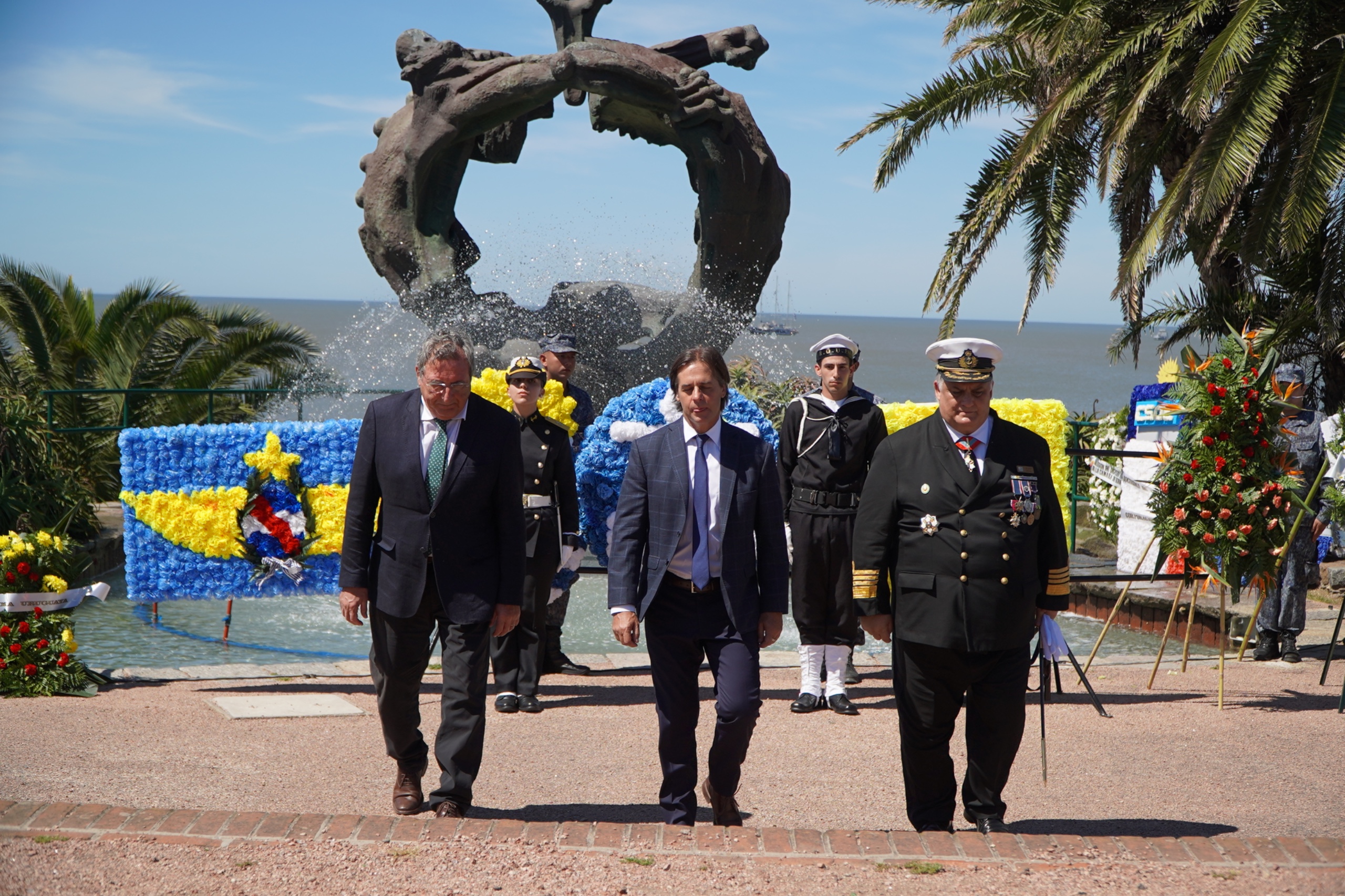 207° aniversario de la Armada Nacional con la presencia del presidente ...