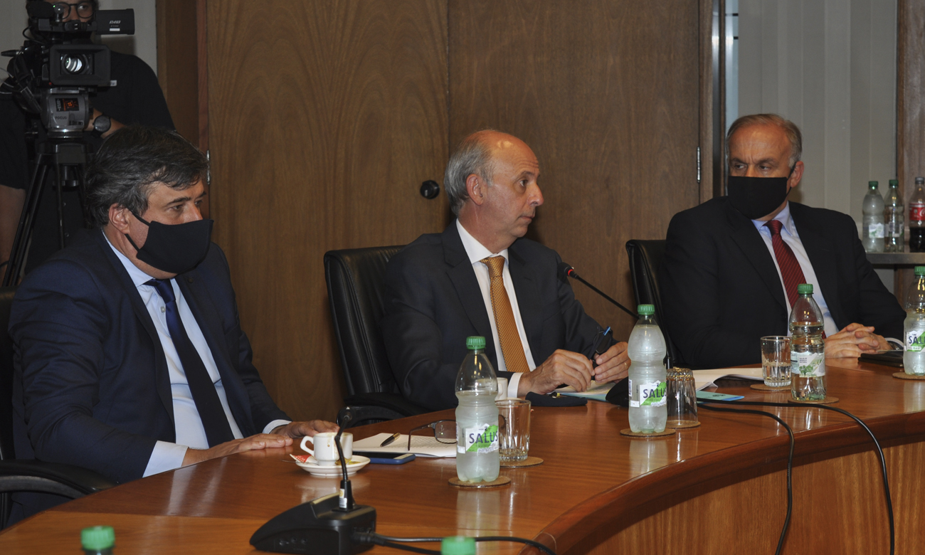 Ministro, Subsecretario y Director General en Comisión de Defensa de Diputados Ministro, Subsecretario y Director General en Comisión de Defensa de Diputados