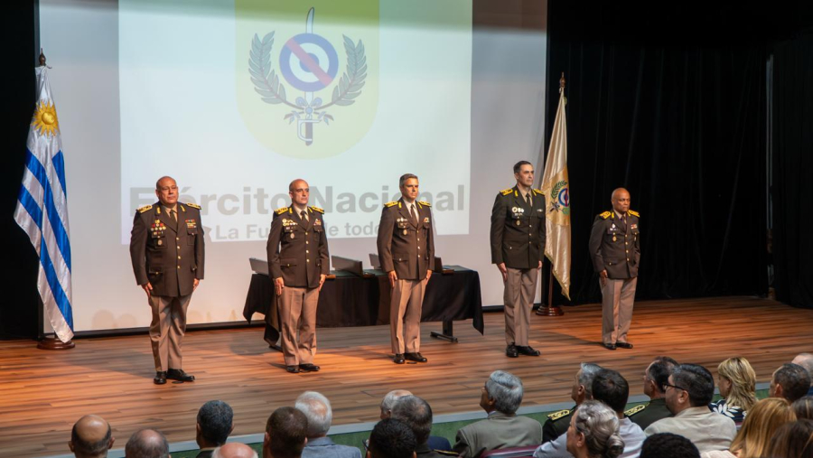 Ceremonia de ascenso de Oficiales Generales del Ejército Nacional