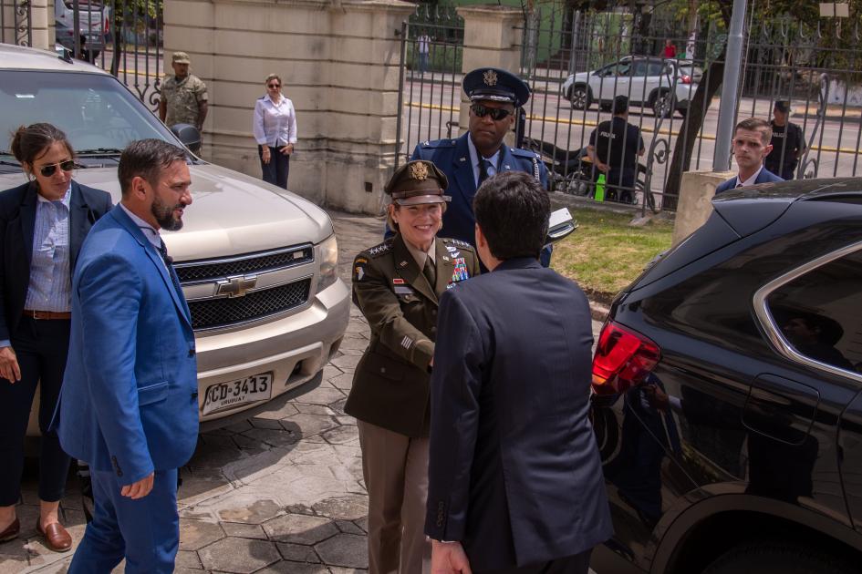 Reunión con comandante del Comando Sur de Estados Unidos, Gral. Richardson. Reunión con comandante del Comando Sur de Estados Unidos, Gral. Richardson.