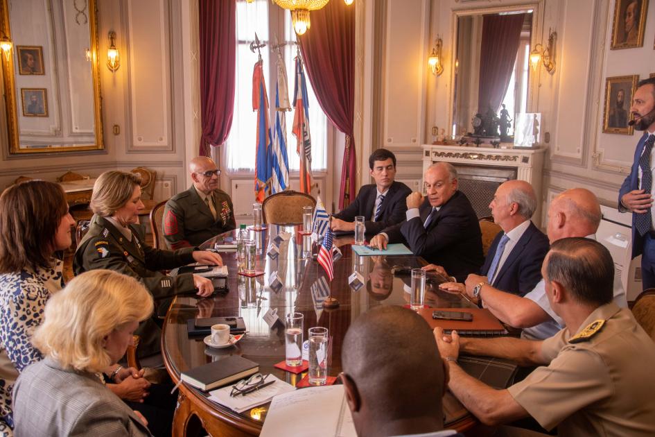 Reunión con comandante del Comando Sur de Estados Unidos, Gral. Richardson. Reunión con comandante del Comando Sur de Estados Unidos, Gral. Richardson.