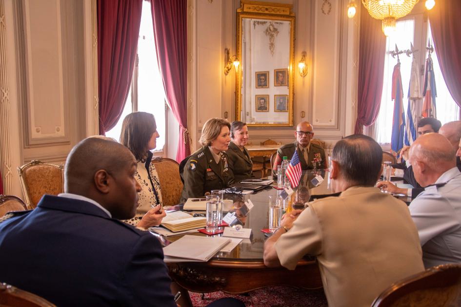 Reunión con comandante del Comando Sur de Estados Unidos, Gral. Richardson. Reunión con comandante del Comando Sur de Estados Unidos, Gral. Richardson.