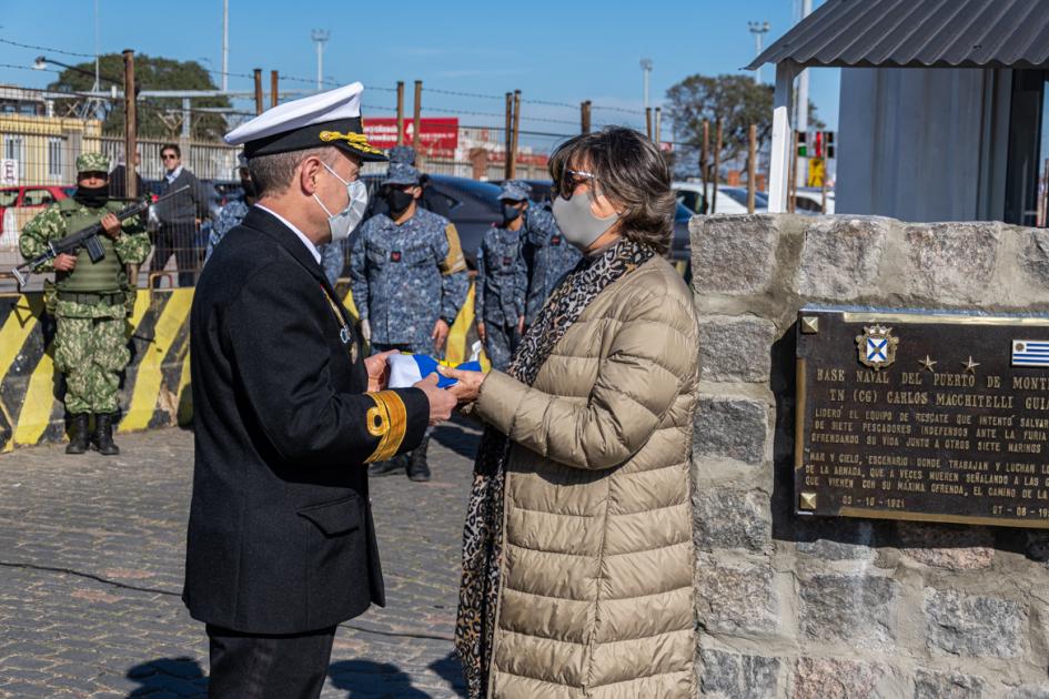 Ceremonia de nombramiento de la base naval del puerto