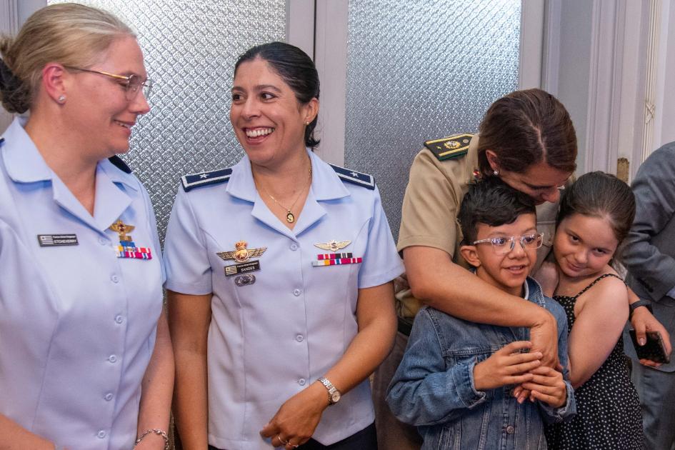 primeras mujeres coroneles primeras mujeres coroneles