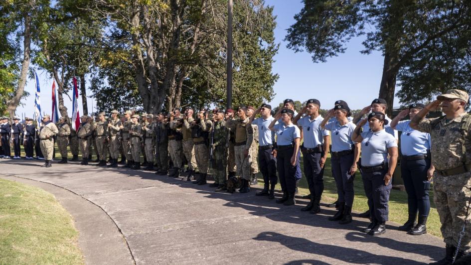 Ceremonia por el Aniversario de la Aviación Militar con la presencia del presidente Yamandú Orsi