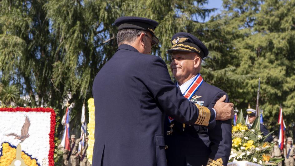 Ceremonia por el Aniversario de la Aviación Militar con la presencia del presidente Yamandú Orsi