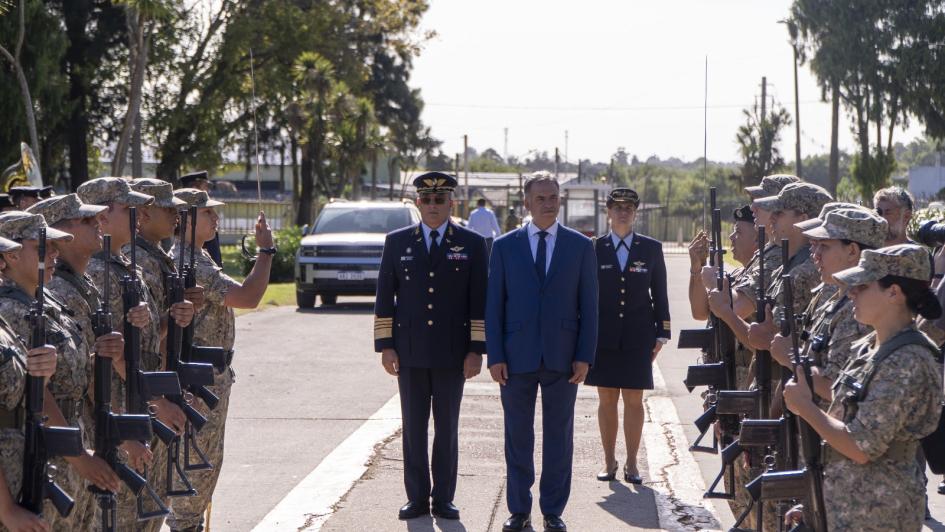 Ceremonia por el Aniversario de la Aviación Militar con la presencia del presidente Yamandú Orsi
