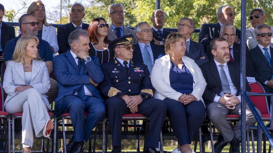 Ceremonia por el Aniversario de la Aviación Militar con la presencia del presidente Yamandú Orsi