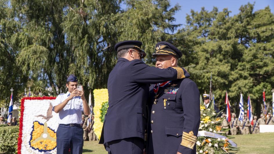 Ceremonia por el Aniversario de la Aviación Militar con la presencia del presidente Yamandú Orsi