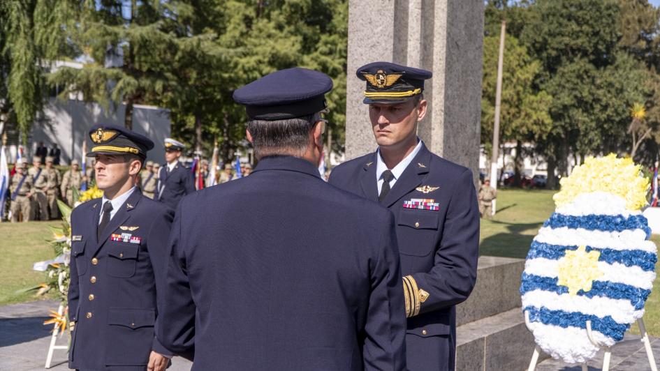 Ceremonia por el Aniversario de la Aviación Militar con la presencia del presidente Yamandú Orsi