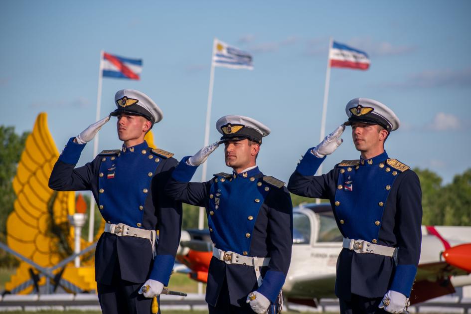 Cierre de cursos de la Escuela Militar de Aeronáutica Cierre de cursos de la Escuela Militar de Aeronáutica