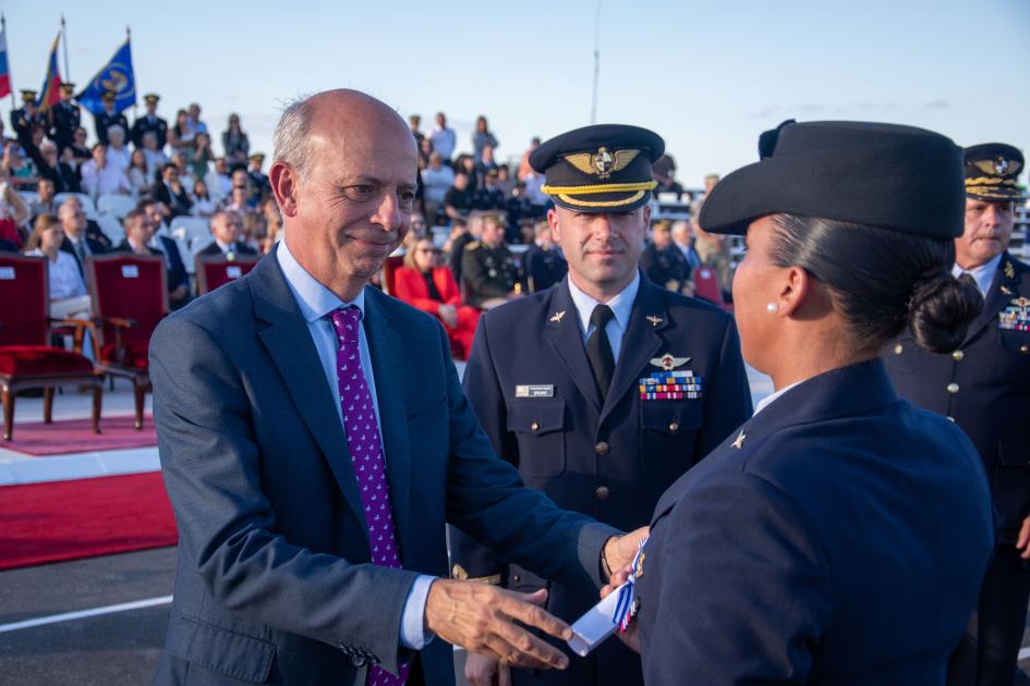 Cierre de cursos de la Escuela Militar de Aeronáutica Cierre de cursos de la Escuela Militar de Aeronáutica