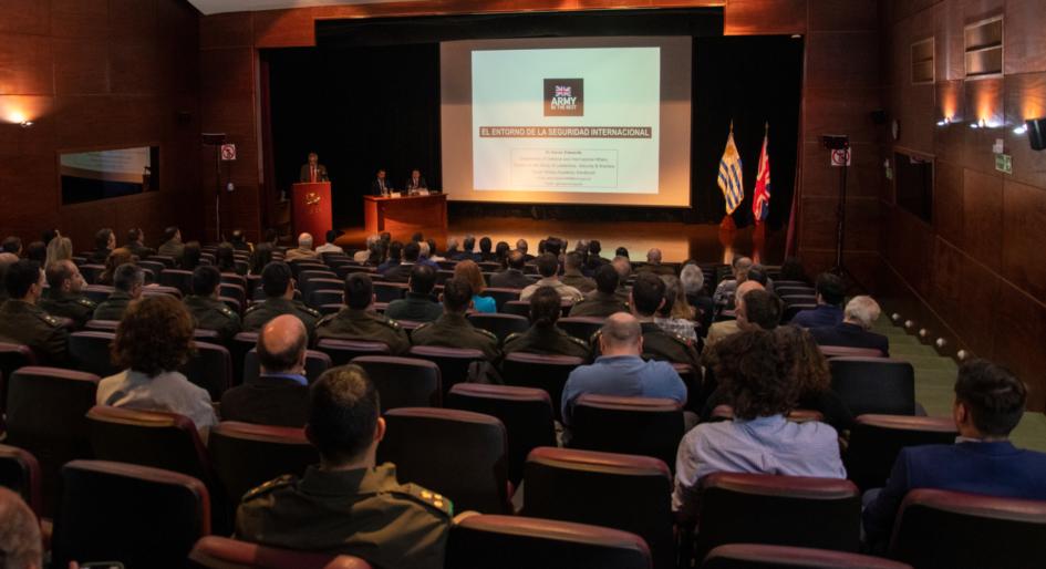 Conferencias de "Estrategia, Pensamiento Geopolítico y Liderazgo" Conferencias de "Estrategia, Pensamiento Geopolítico y Liderazgo"