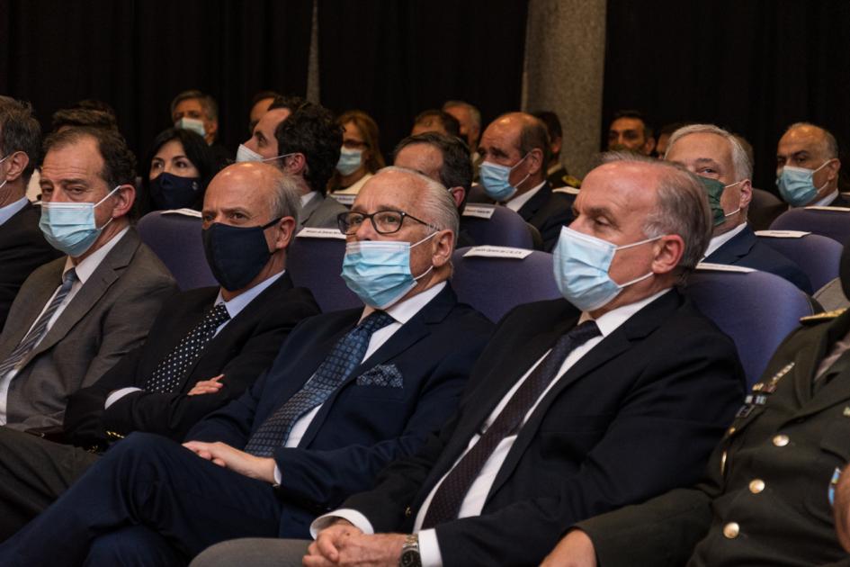 Clausura de Cursos de la Maestría en Estrategia Nacional y del Posgrado en Inteligencia Estratégica Clausura de Cursos de la Maestría en Estrategia Nacional y del Posgrado en Inteligencia Estratégica