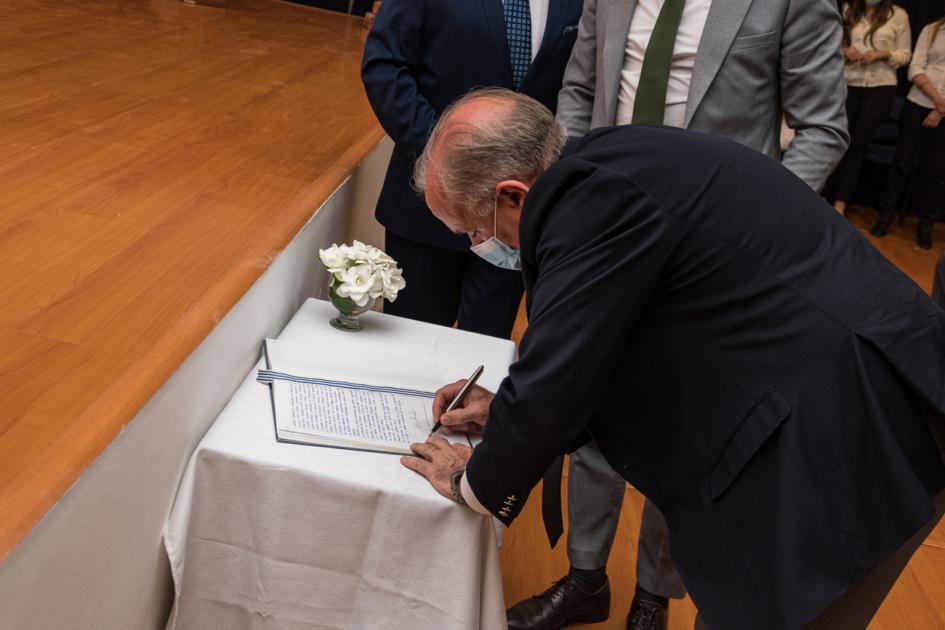 Clausura de Cursos de la Maestría en Estrategia Nacional y del Posgrado en Inteligencia Estratégica Clausura de Cursos de la Maestría en Estrategia Nacional y del Posgrado en Inteligencia Estratégica