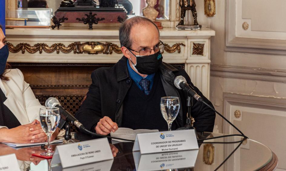 Uruguay presentó Guía de capacitación para instructores en protección infantil en Misiones de Paz Uruguay presentó Guía de capacitación para instructores en protección infantil en Misiones de Paz