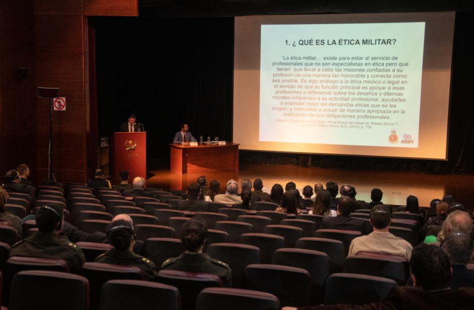 Conferencias de "Estrategia, Pensamiento Geopolítico y Liderazgo" Conferencias de "Estrategia, Pensamiento Geopolítico y Liderazgo"