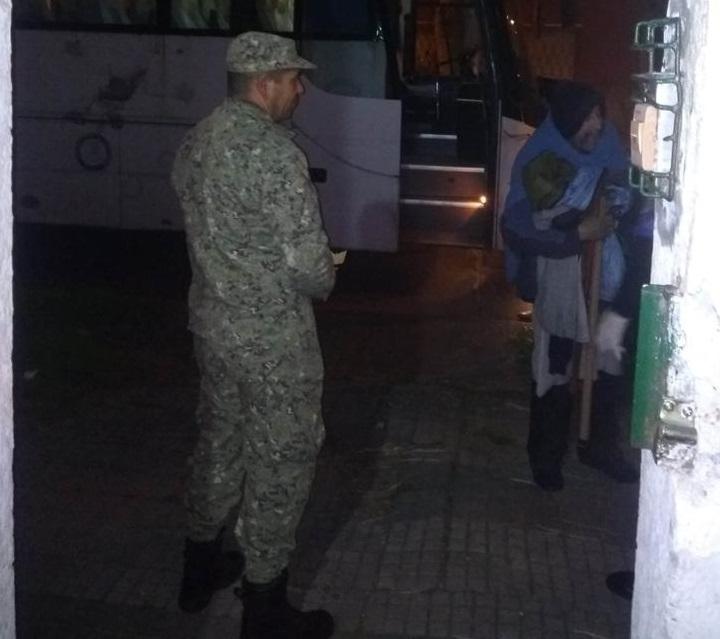 Alojamiento en unidades militares para personas en situación de calle, a disposición del Ministerio de Desarrollo Social Alojamiento en unidades militares para personas en situación de calle, a disposición del Ministerio de Desarrollo Social