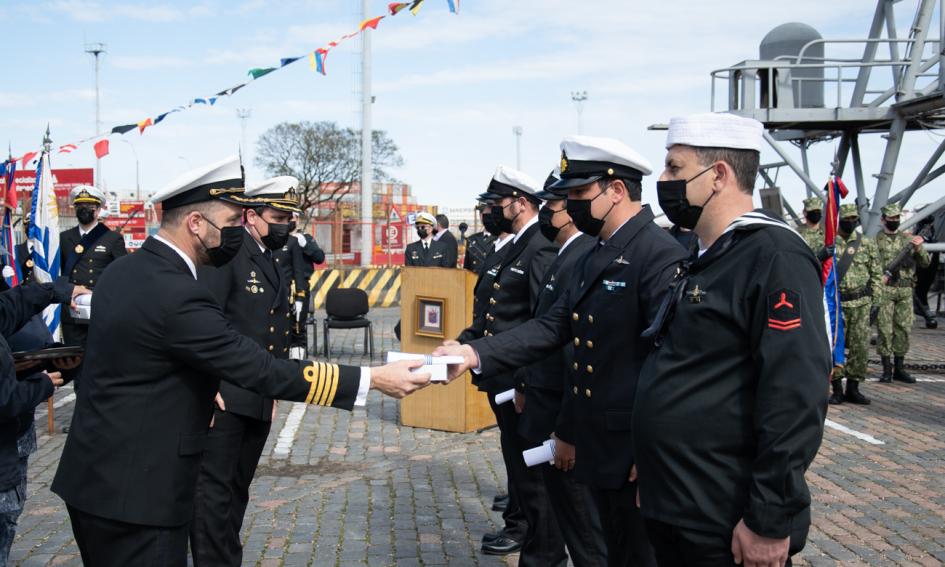 Acto por aniversario de las Fuerzas del Mar