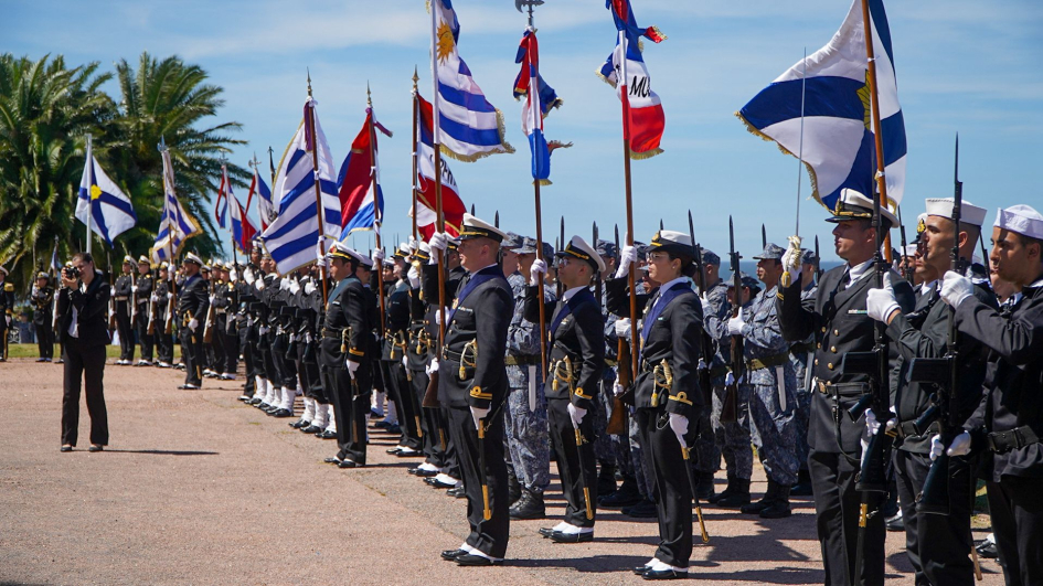 208 aniversario de la Armada Nacional