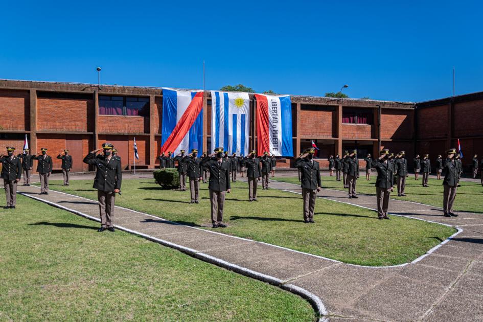 Clausura de cursos de la Escuela Militar Clausura de cursos de la Escuela Militar