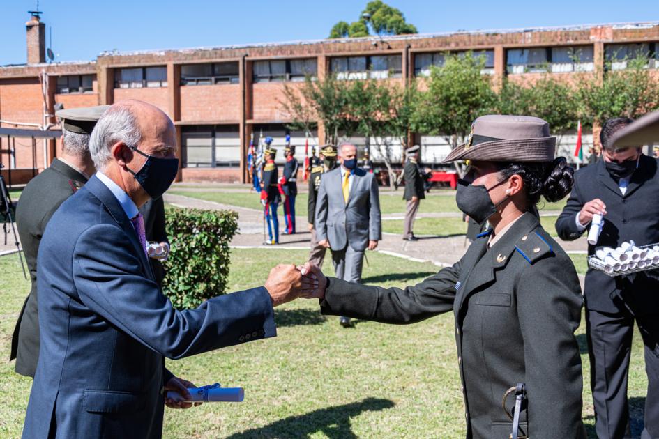 Clausura de cursos de la Escuela Militar