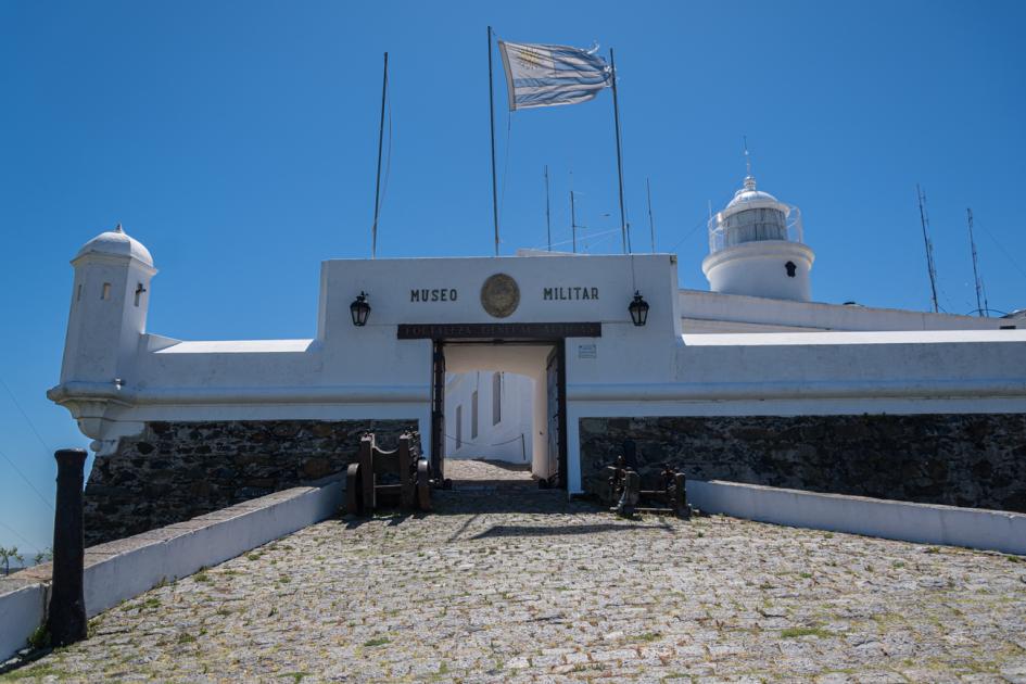 Museo Fortaleza del Cerro Museo Fortaleza del Cerro