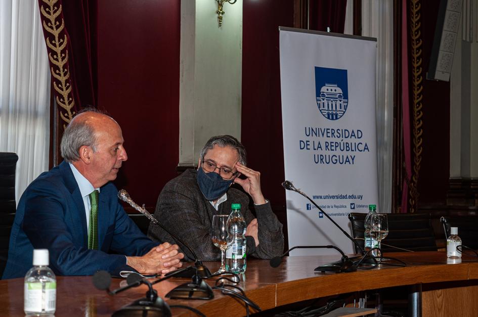 Firma convenio Udelar-FAU Firma convenio Udelar-FAU