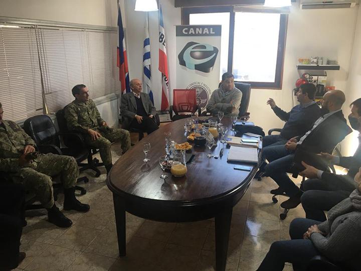Ministro en la Base de la Armada en La Paloma Ministro en la Base de la Armada en La Paloma