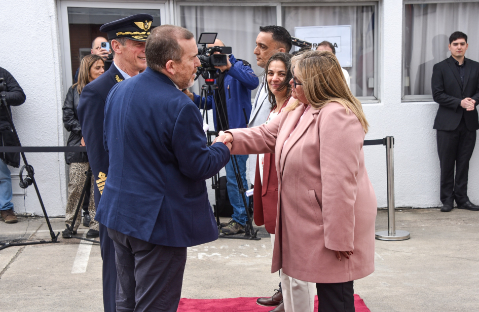 Entrega de reconocimientos al personal subalterno que pasó a retiro obligatorio.
