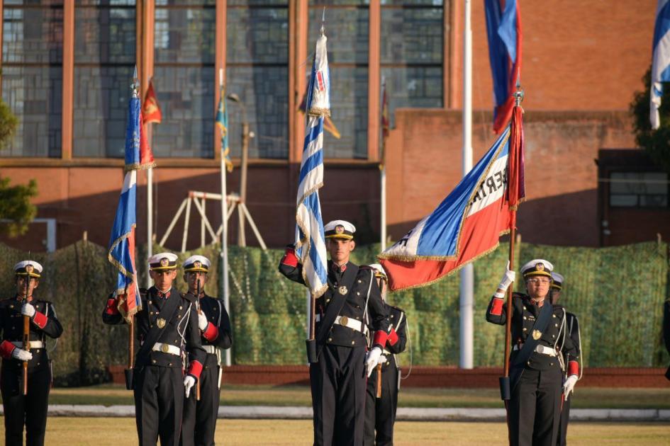 Cierre de cursos 2022 en Escuela Militar Cierre de cursos 2022 en Escuela Militar