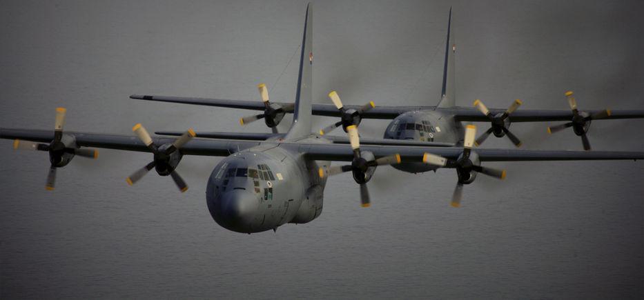 Aviones C-130 Hércules de la Fuerza Aérea Uruguaya Aviones C-130 Hércules de la Fuerza Aérea Uruguaya