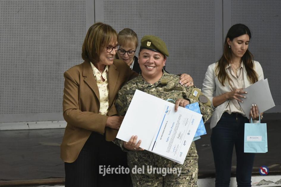 Se presentó el libro ilustrado «Historias de paz» Se presentó el libro ilustrado «Historias de paz»