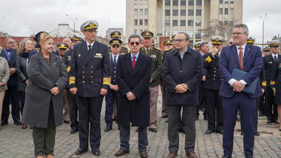 Velero escuela «Capitán Miranda» recibe emblema del Escudo Azul de UNESCO Velero escuela «Capitán Miranda» recibe emblema del Escudo Azul de UNESCO