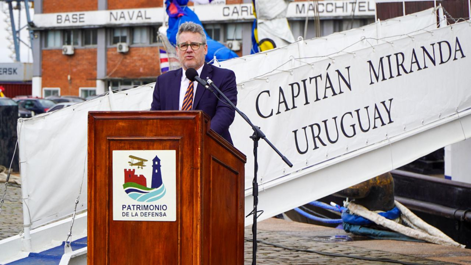 Velero escuela «Capitán Miranda» recibe emblema del Escudo Azul de UNESCO Velero escuela «Capitán Miranda» recibe emblema del Escudo Azul de UNESCO
